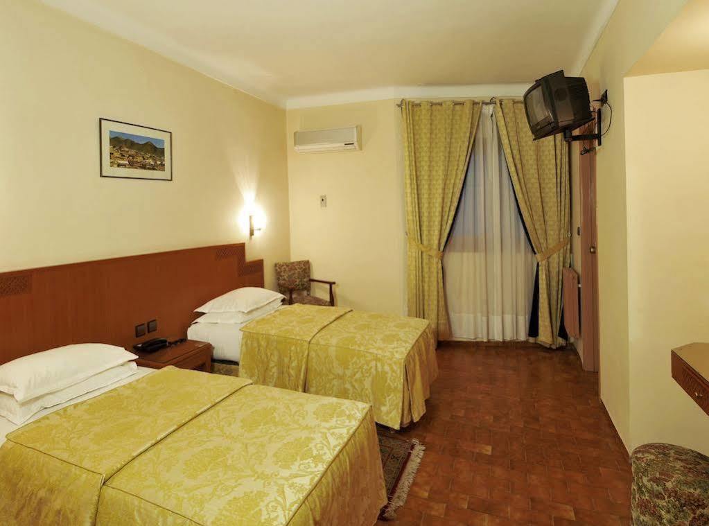Hotel Splendid فاس المظهر الخارجي الصورة